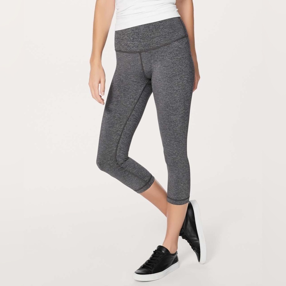 Lululemon Wunder Under Crop (Hi-Rise) *Luxtreme 21"
Heathered Black